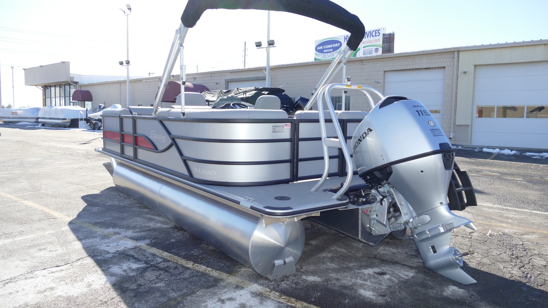 2025 Bentley Pontoons Legacy 200 Navigator - Image 7