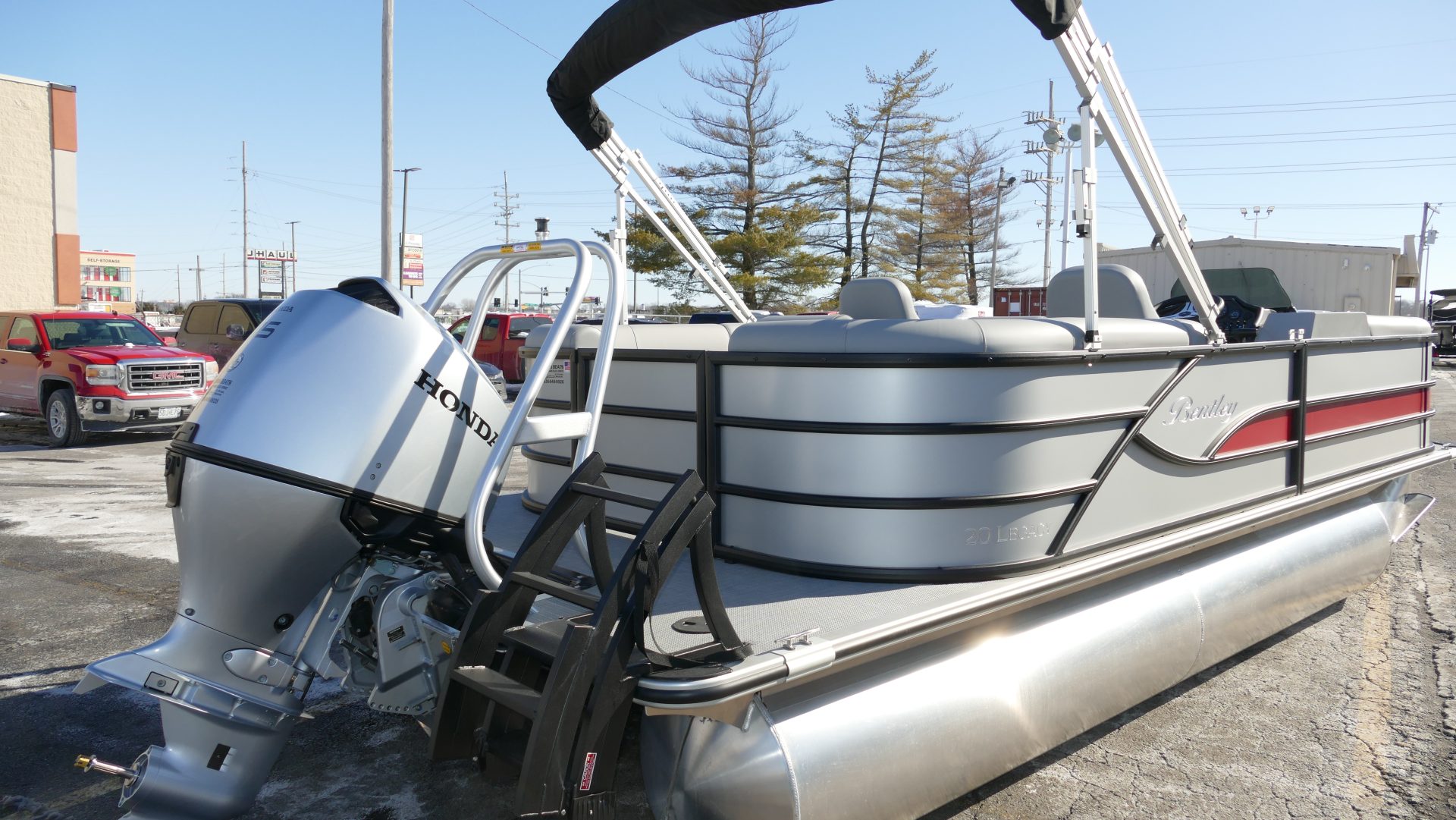 2025 Bentley Pontoons Legacy 200 Navigator - Image 9