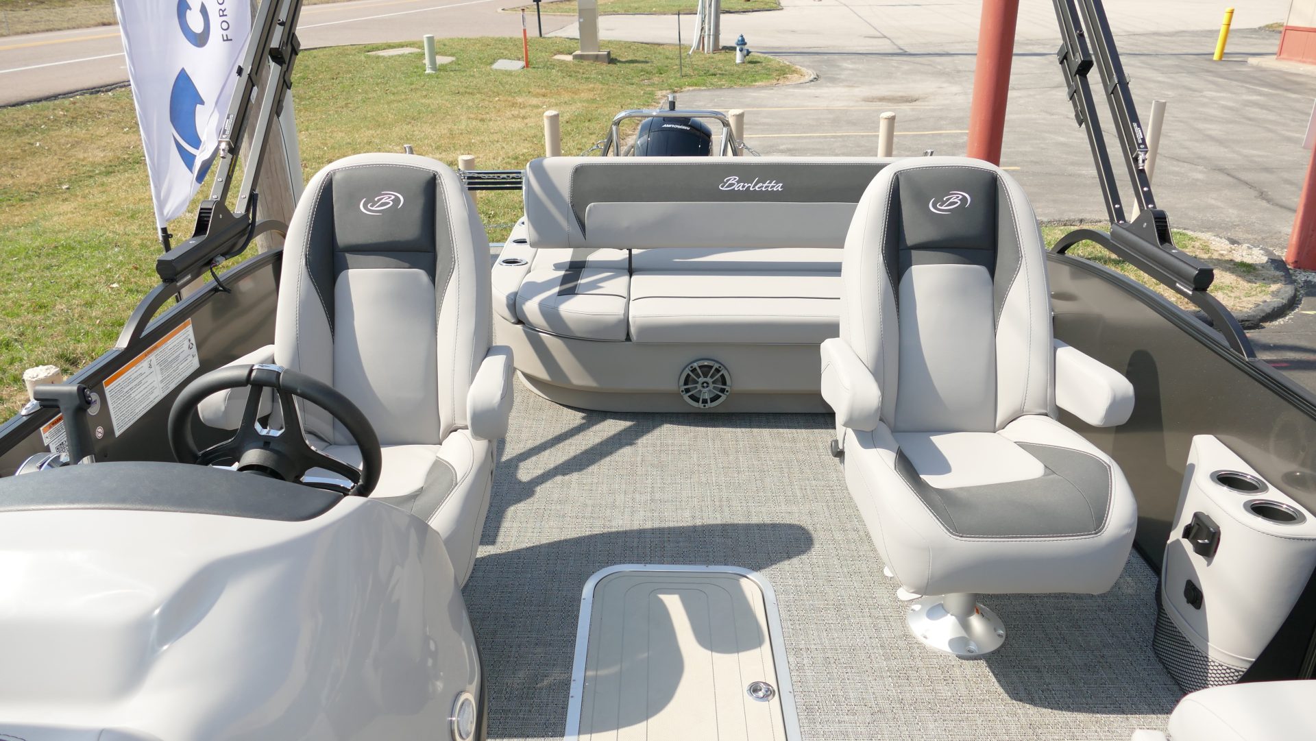 2025 Barletta Boats Aria A22UC - Image 11