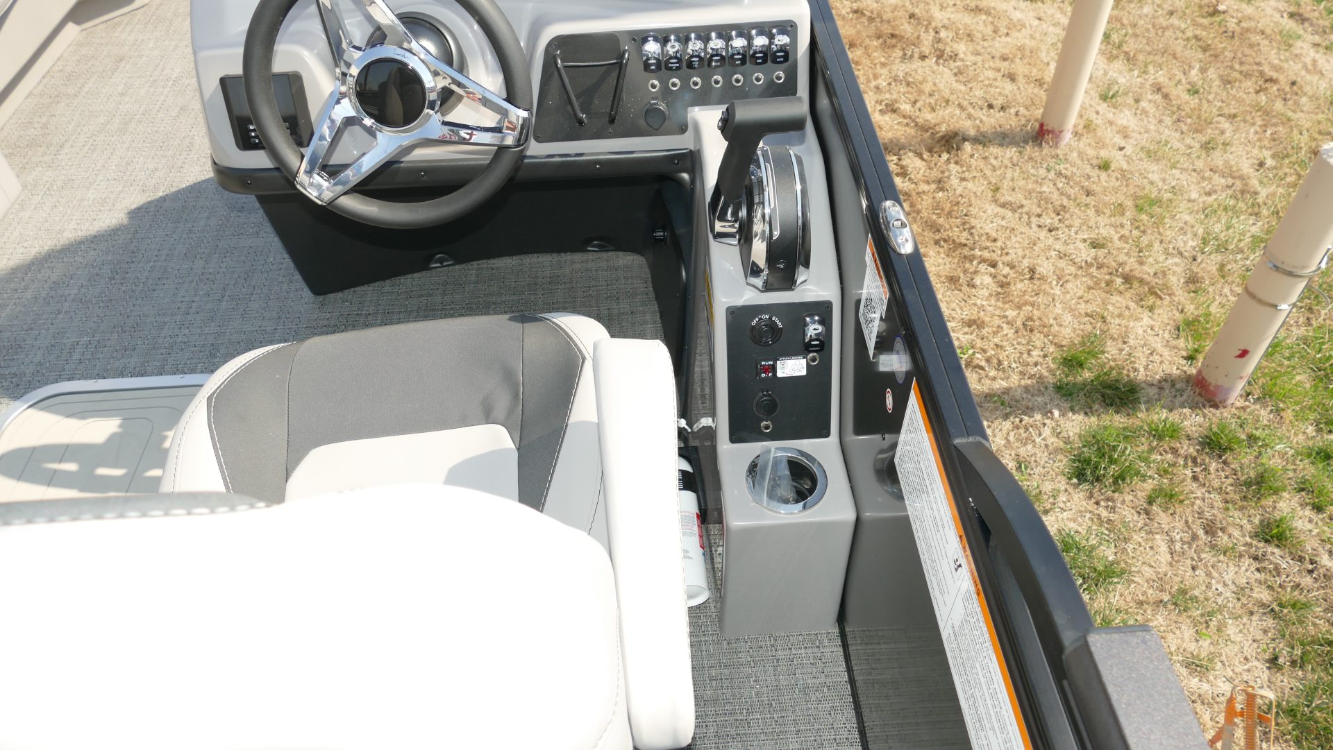 2025 Barletta Boats Aria A22UC - Image 17