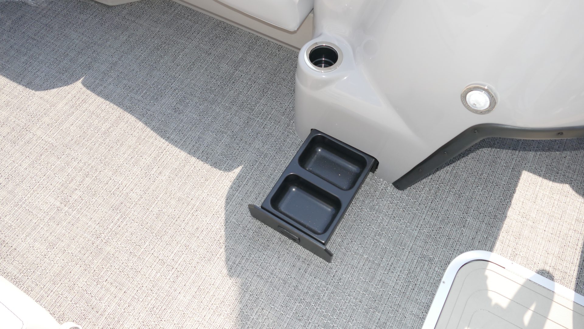 2025 Barletta Boats Aria A22UC - Image 19