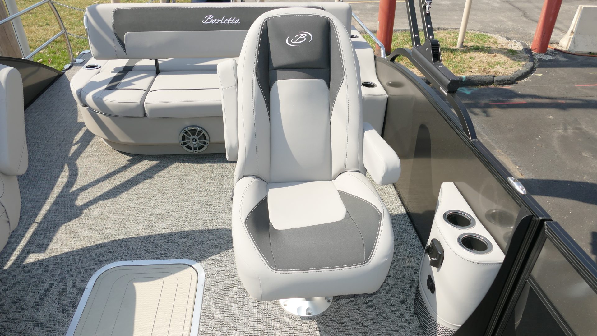 2025 Barletta Boats Aria A22UC - Image 21