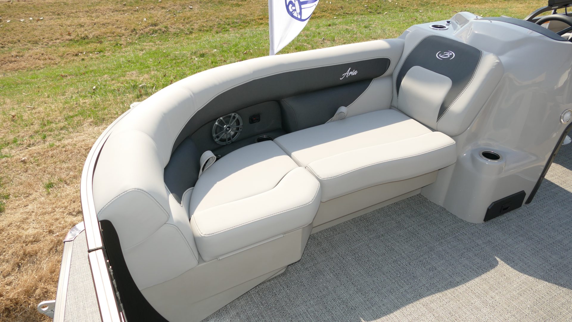 2025 Barletta Boats Aria A22UC - Image 36