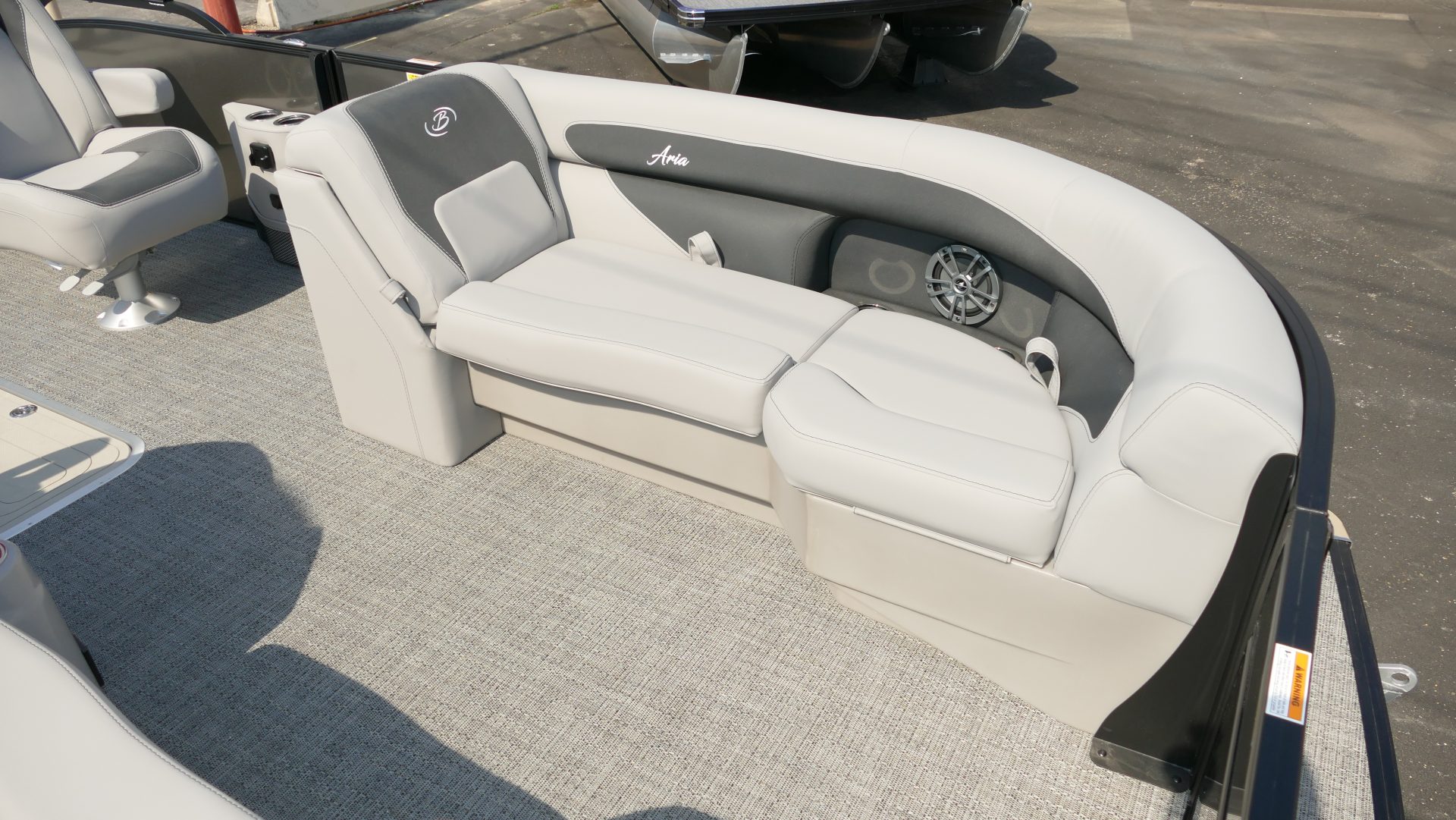 2025 Barletta Boats Aria A22UC - Image 34
