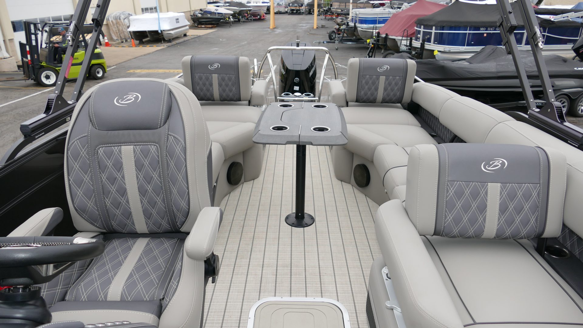 2023 Barletta Boats Lusso L25M - Image 16