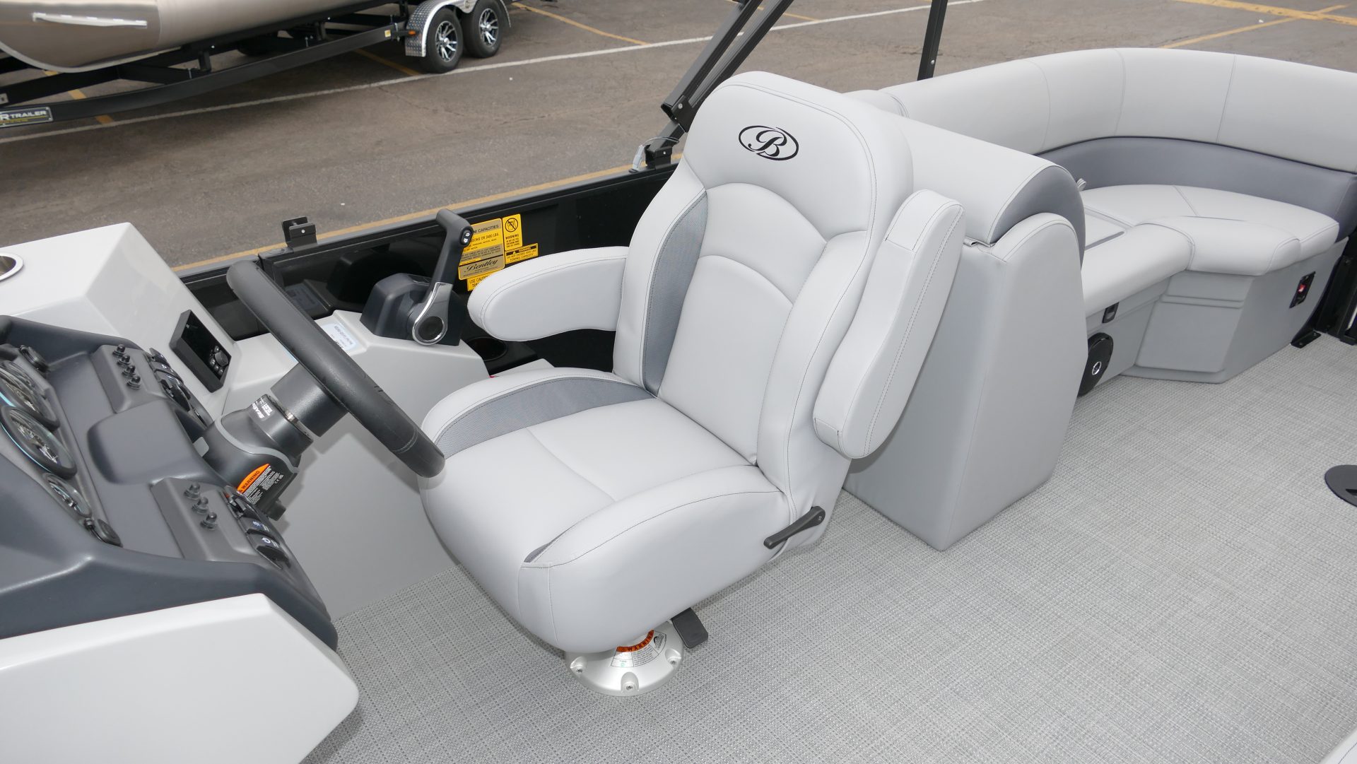 2025 Bentley Pontoons Legacy 223 Navigator - Image 20