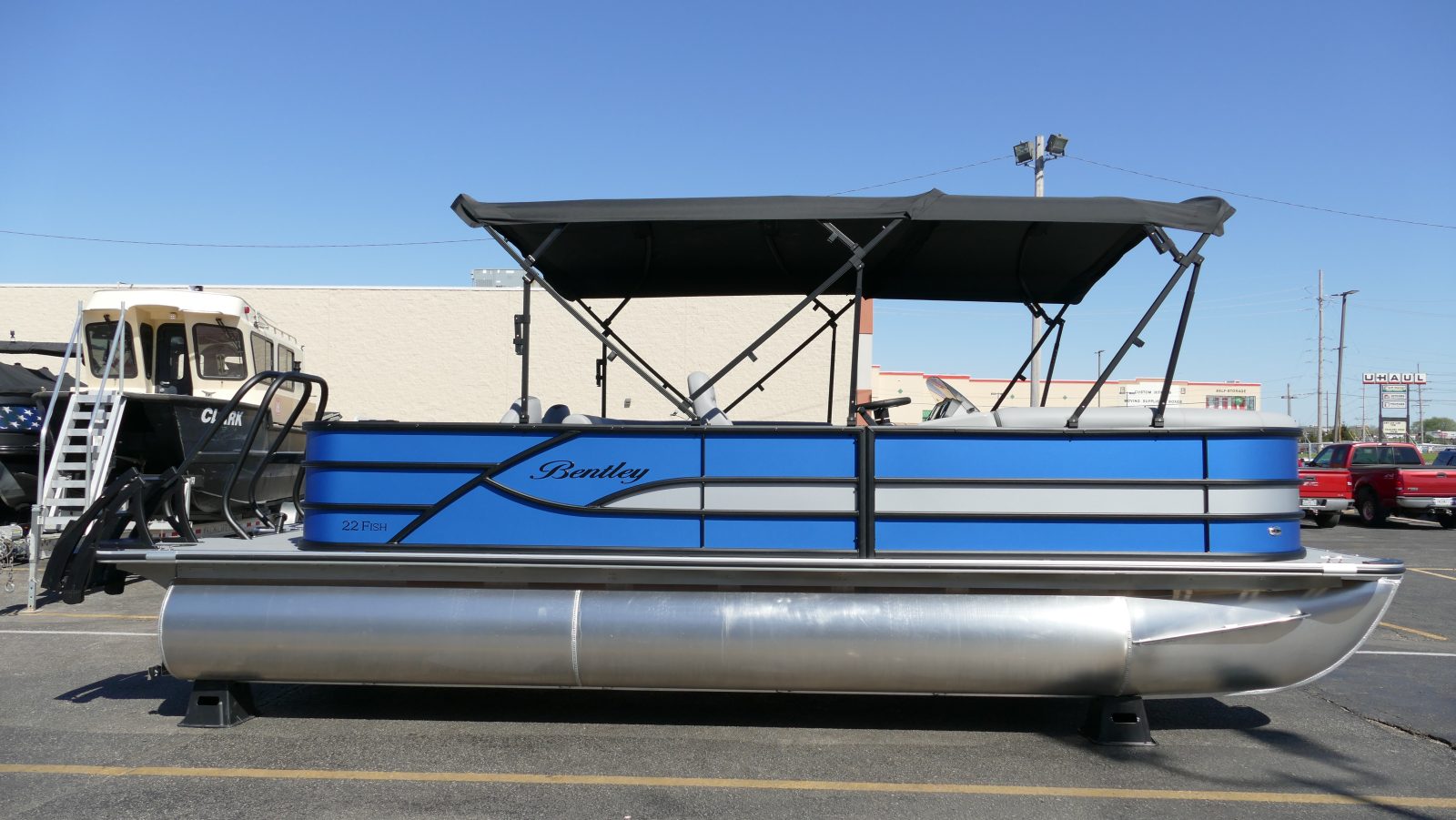 2025 Bentley Pontoons Fish 220 Fish-N-Cruise
