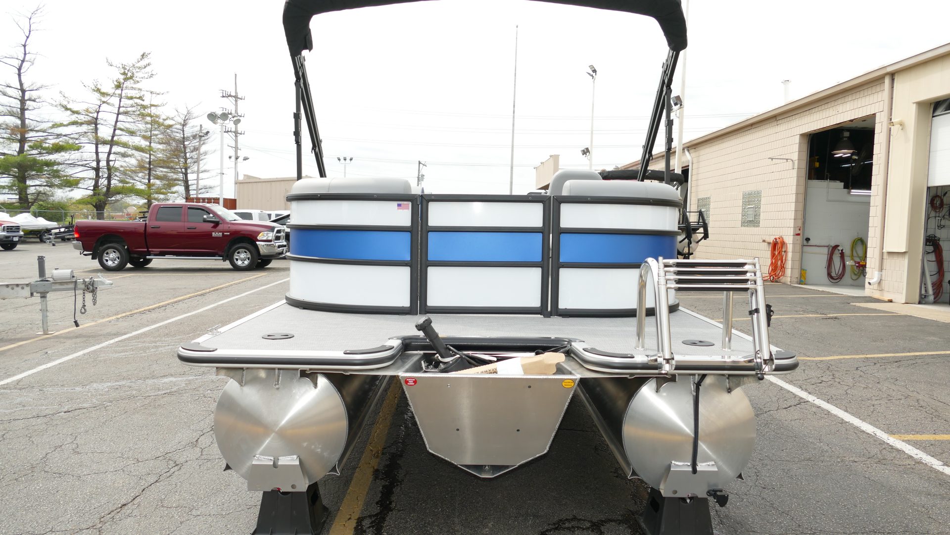 2025 Bentley Pontoons Bolt 223 - Image 8