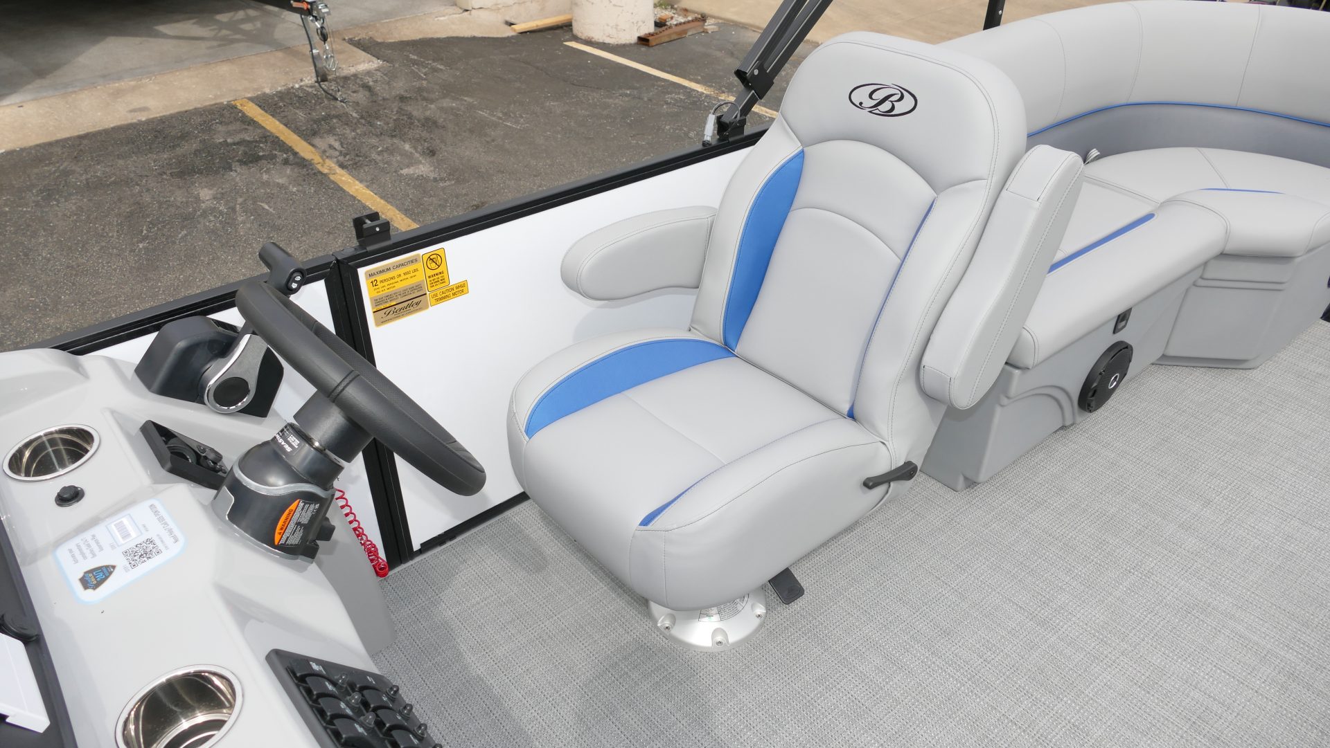 2025 Bentley Pontoons Bolt 223 - Image 18