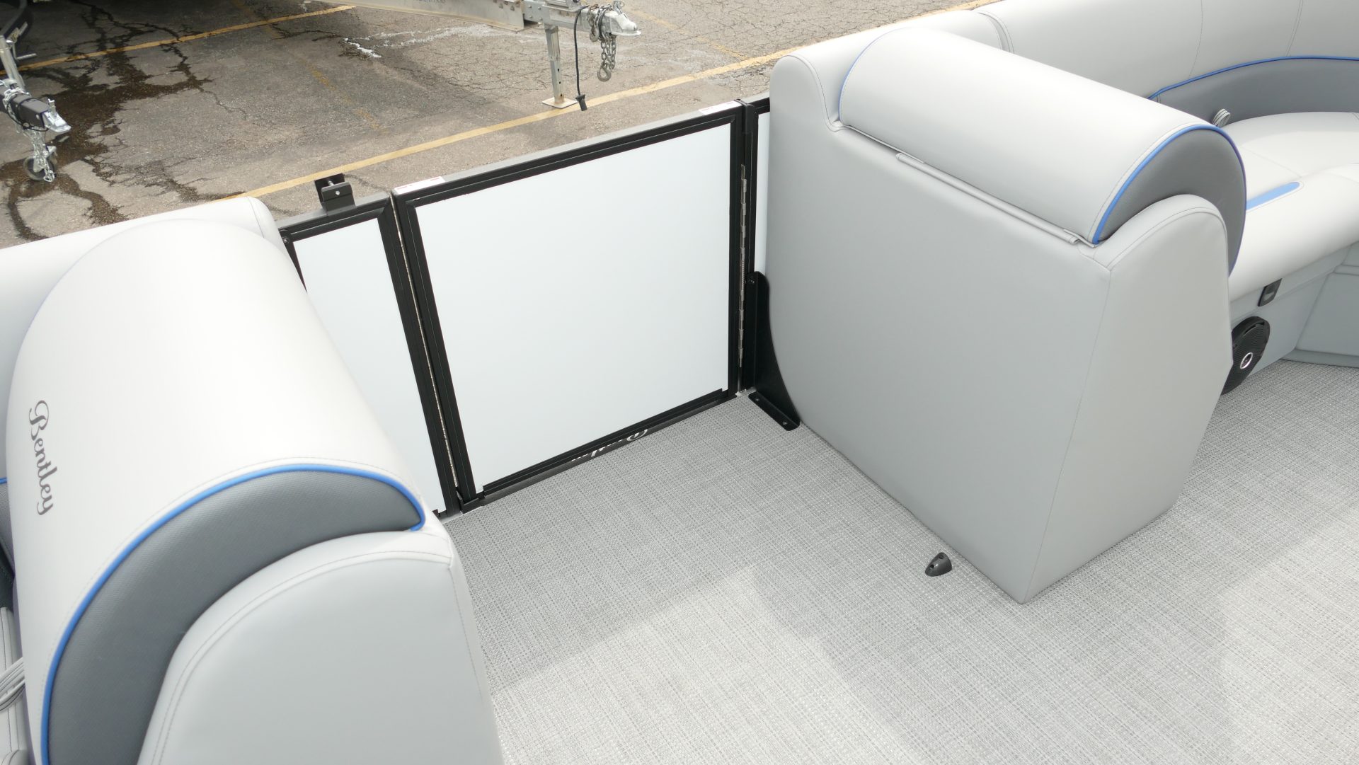2025 Bentley Pontoons Bolt 223 - Image 27