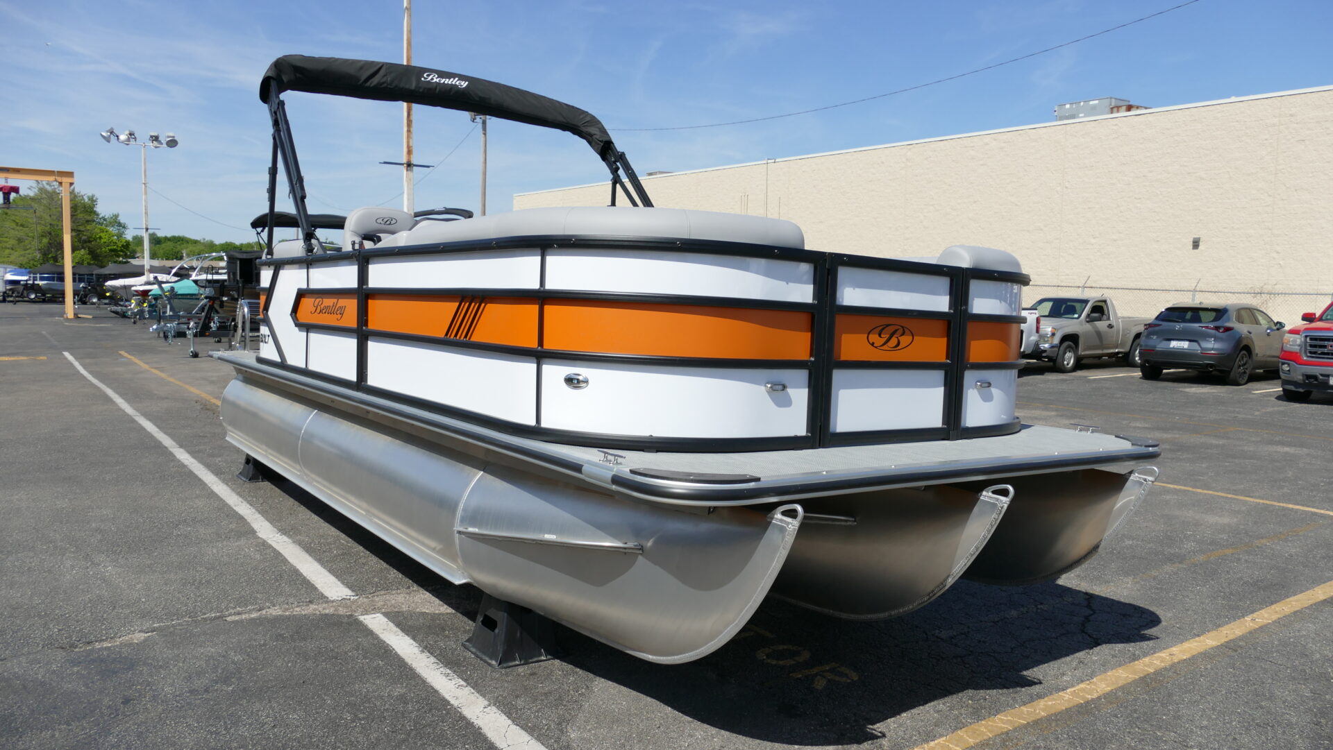 2025 Bentley Pontoons Bolt 203 - Image 3