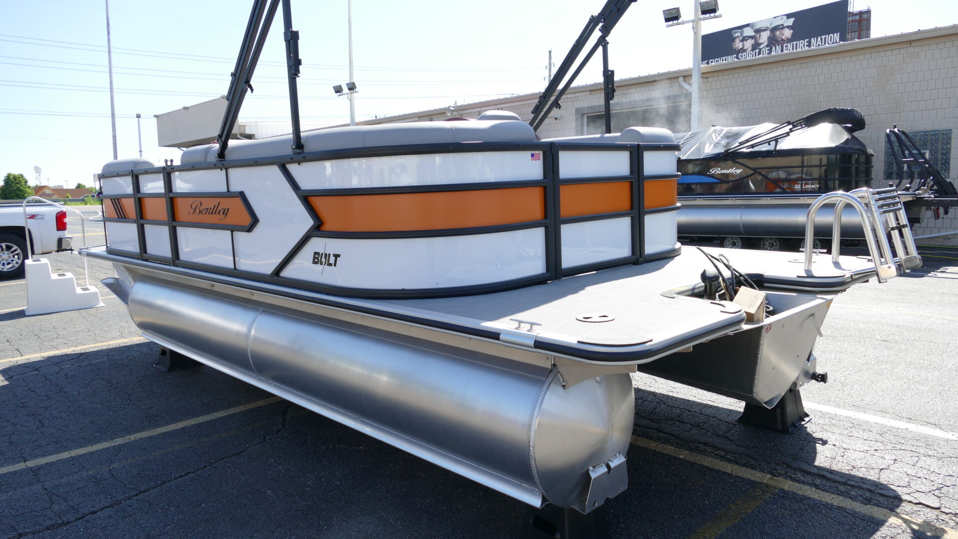 2025 Bentley Pontoons Bolt 203 - Image 7