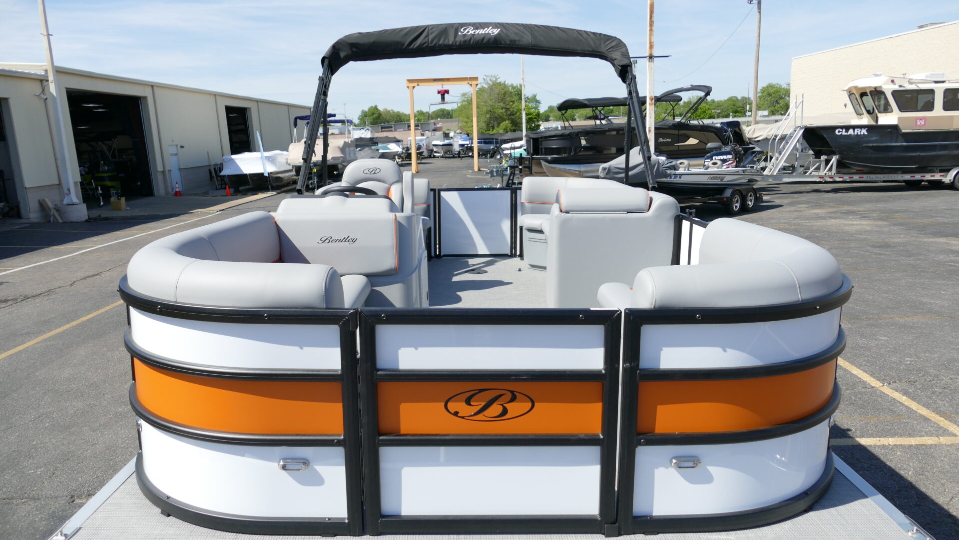 2025 Bentley Pontoons Bolt 203 - Image 10