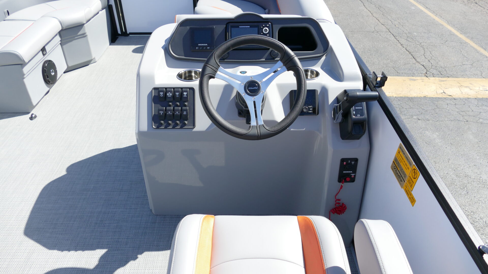 2025 Bentley Pontoons Bolt 203 - Image 12