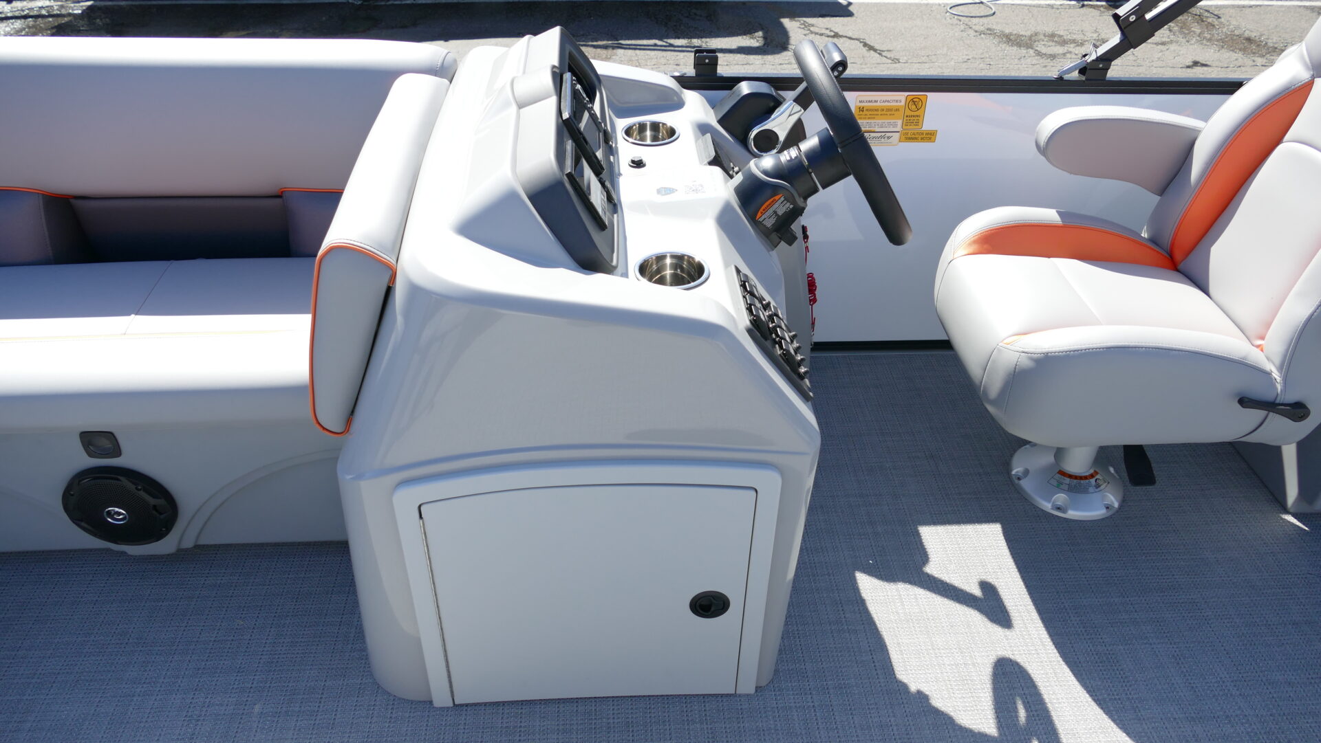 2025 Bentley Pontoons Bolt 203 - Image 16