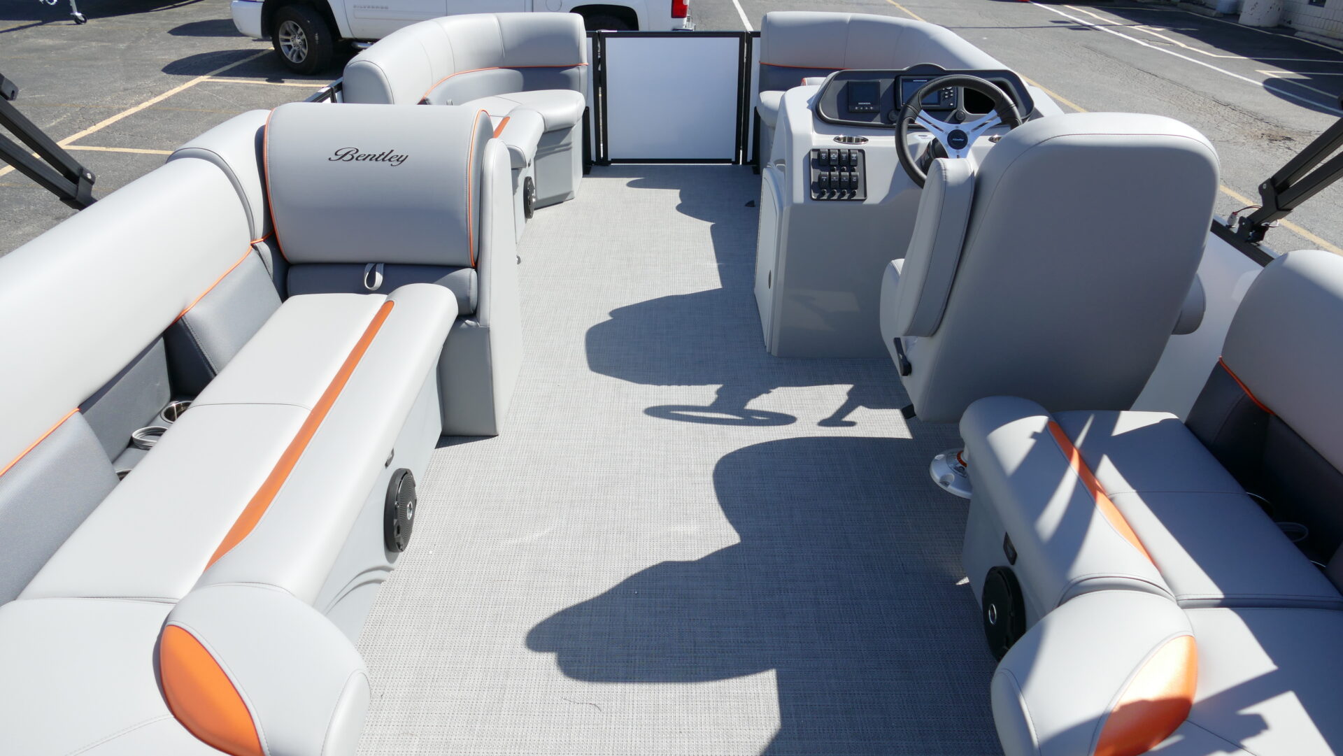 2025 Bentley Pontoons Bolt 203 - Image 23