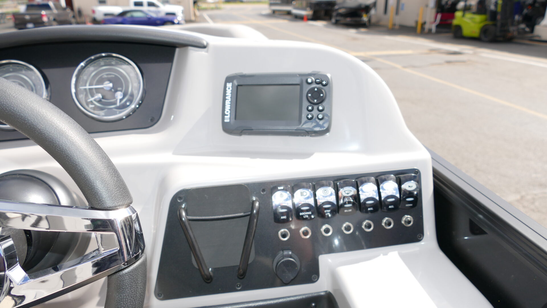2025 Barletta Boats Aria A24QC - Image 16