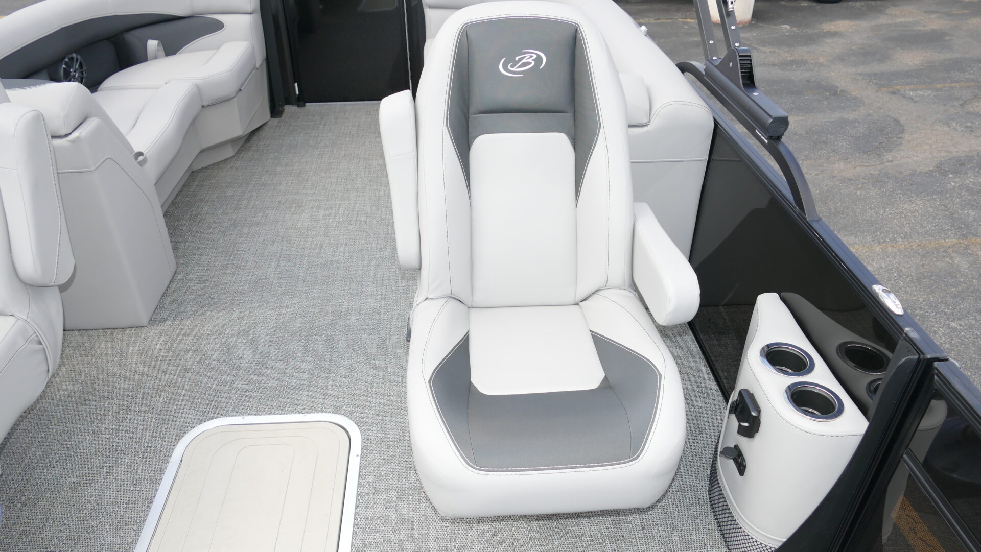2025 Barletta Boats Aria A24QC - Image 22
