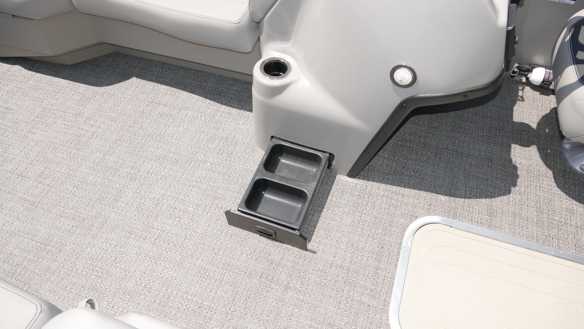 2025 Barletta Boats Aria A22UC - Image 19