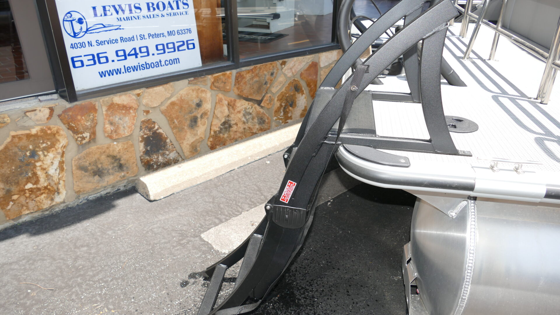 2025 Bentley Pontoons Legacy 223 Swingback - Image 7