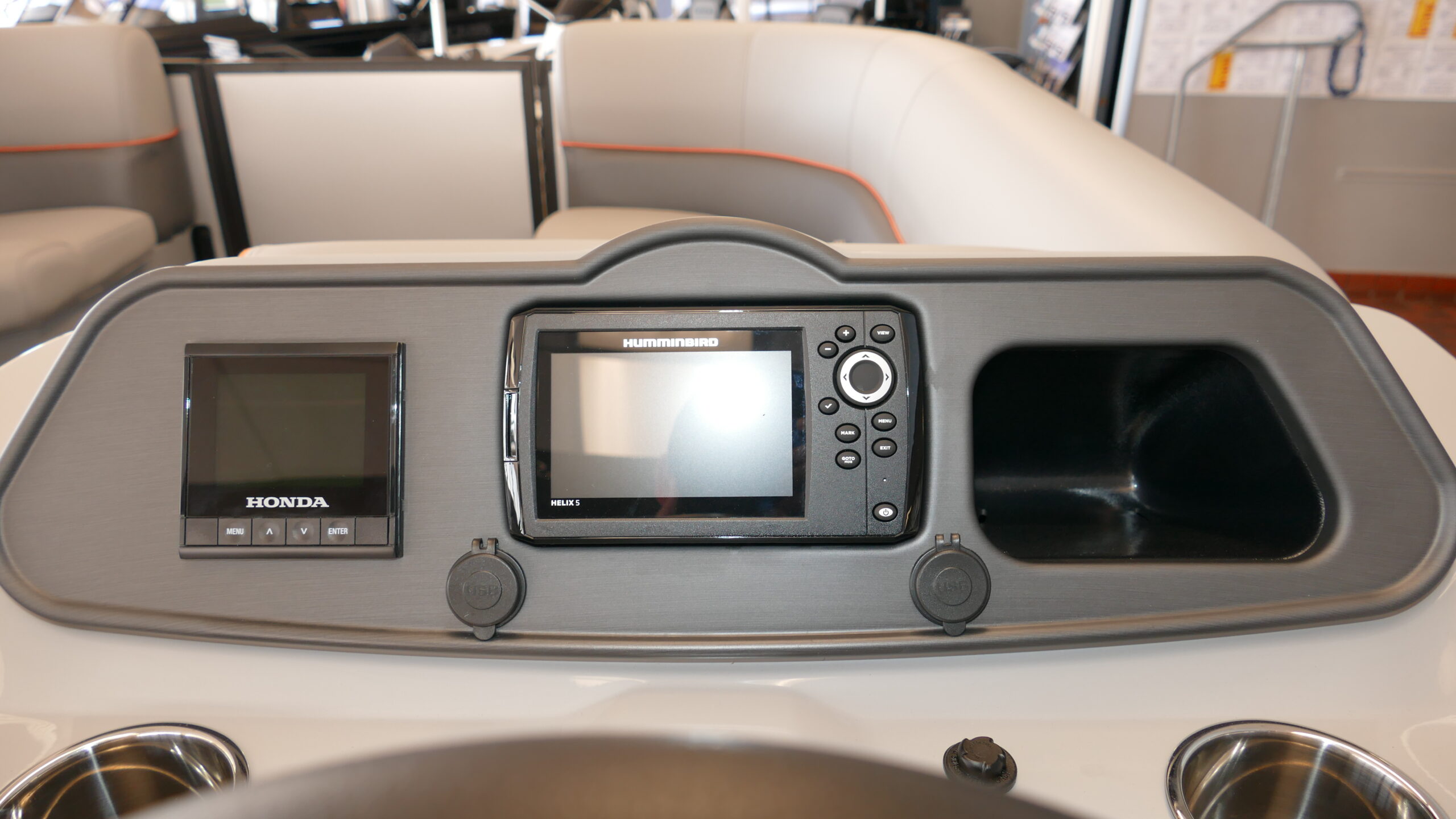 2026 Bentley Pontoons Bolt 203 - Image 9