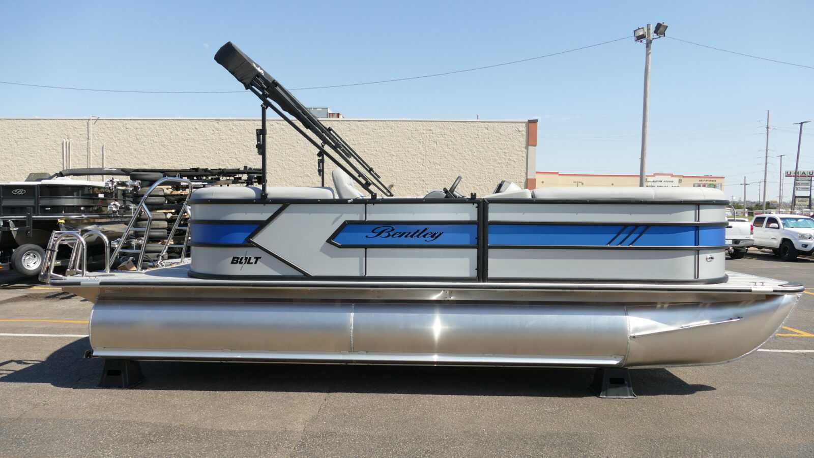 2026 Bentley Pontoons Bolt 203