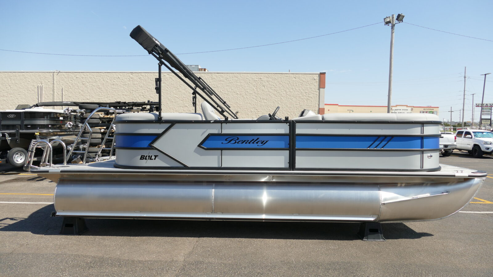 2026 Bentley Pontoons Bolt 203