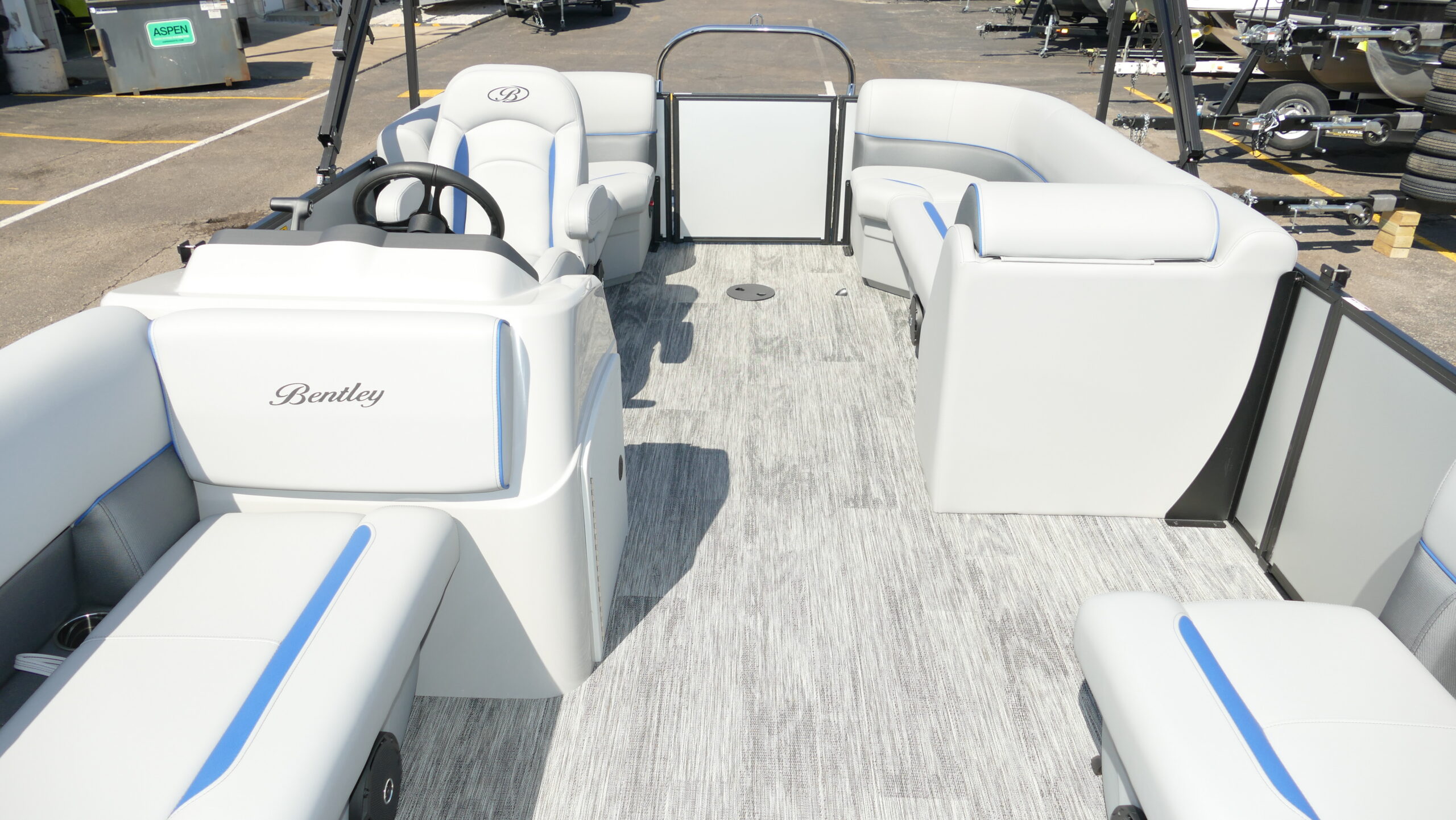 2026 Bentley Pontoons Bolt 203 - Image 11