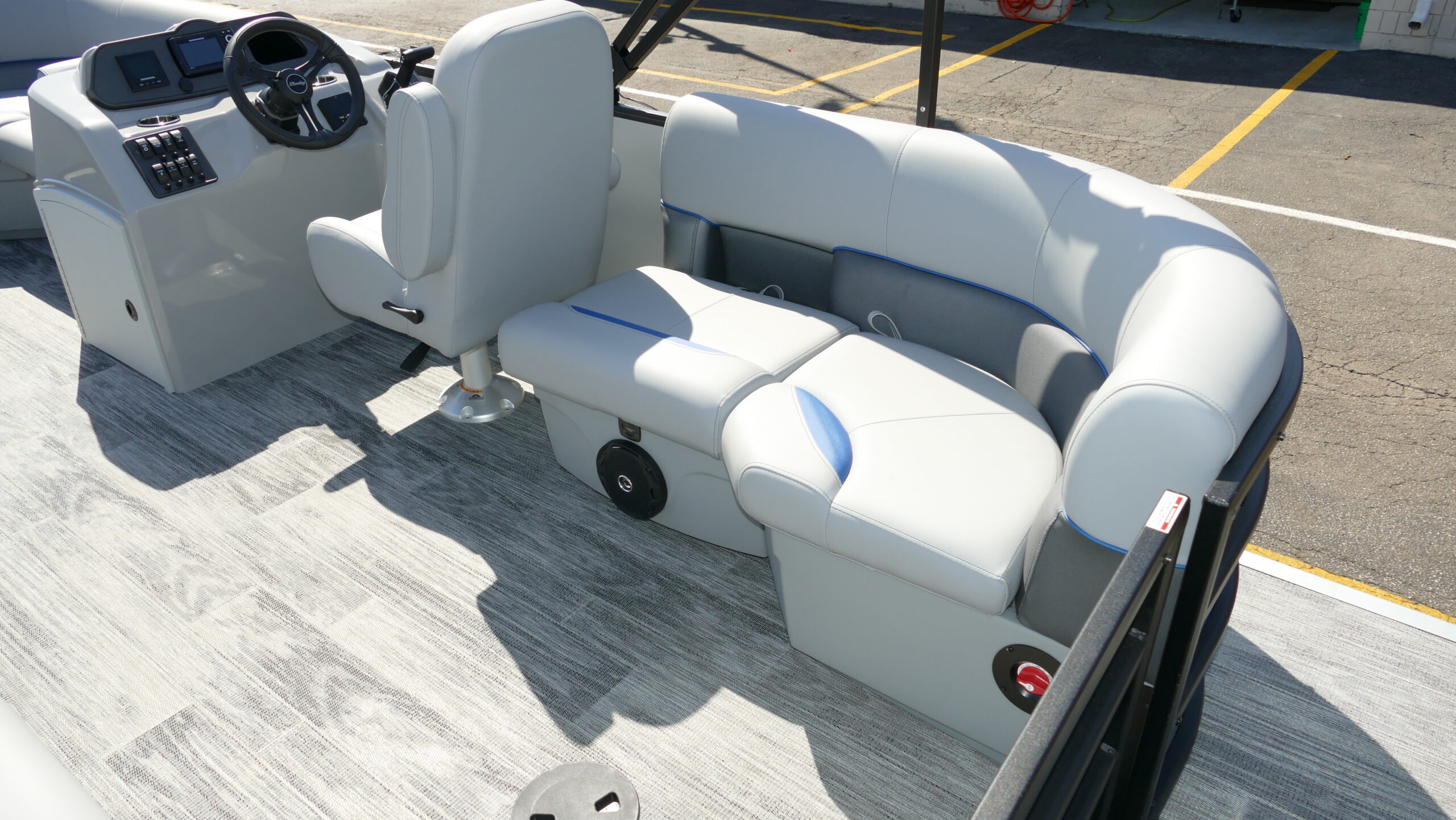 2026 Bentley Pontoons Bolt 203 - Image 23