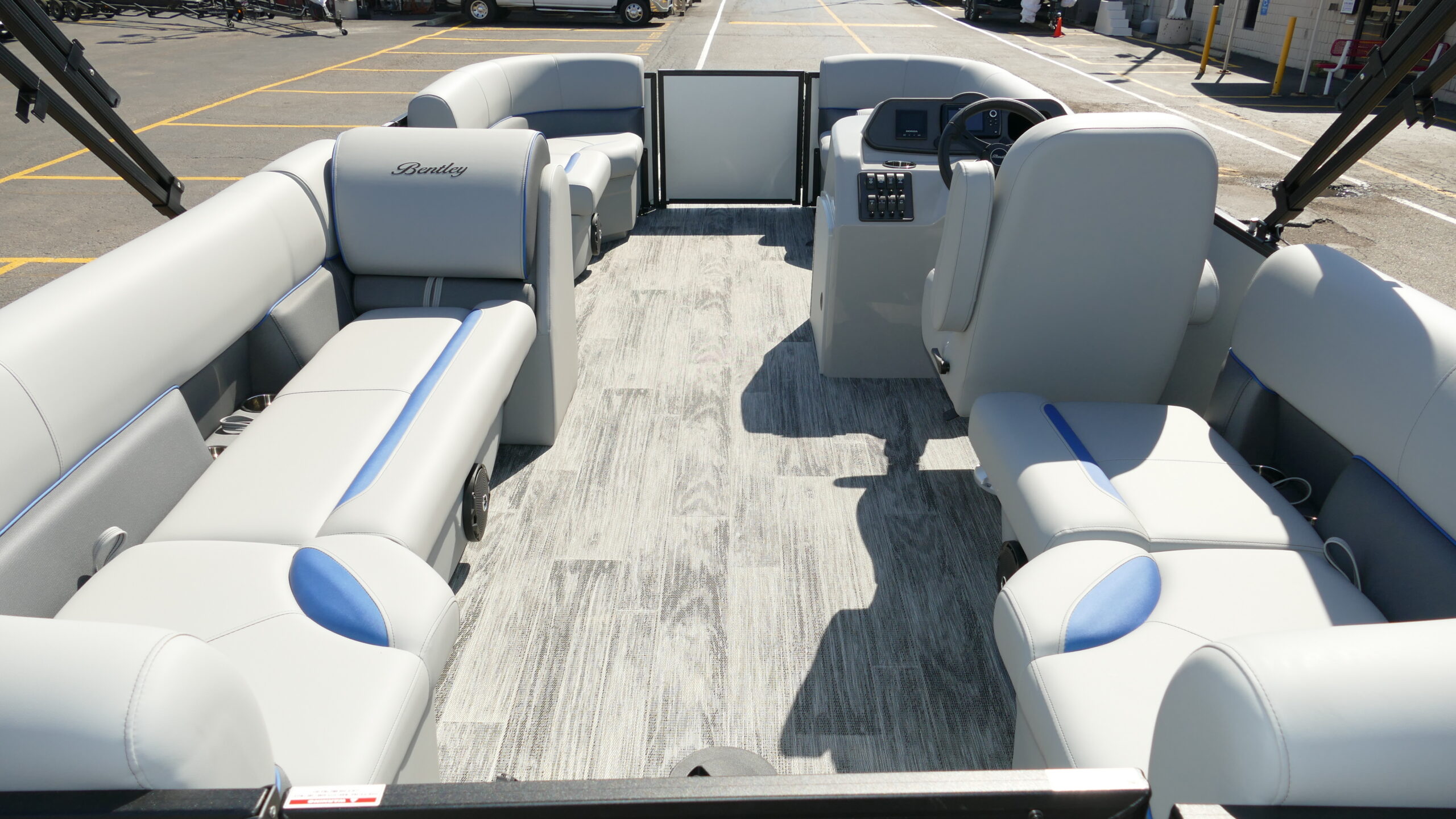 2026 Bentley Pontoons Bolt 203 - Image 24