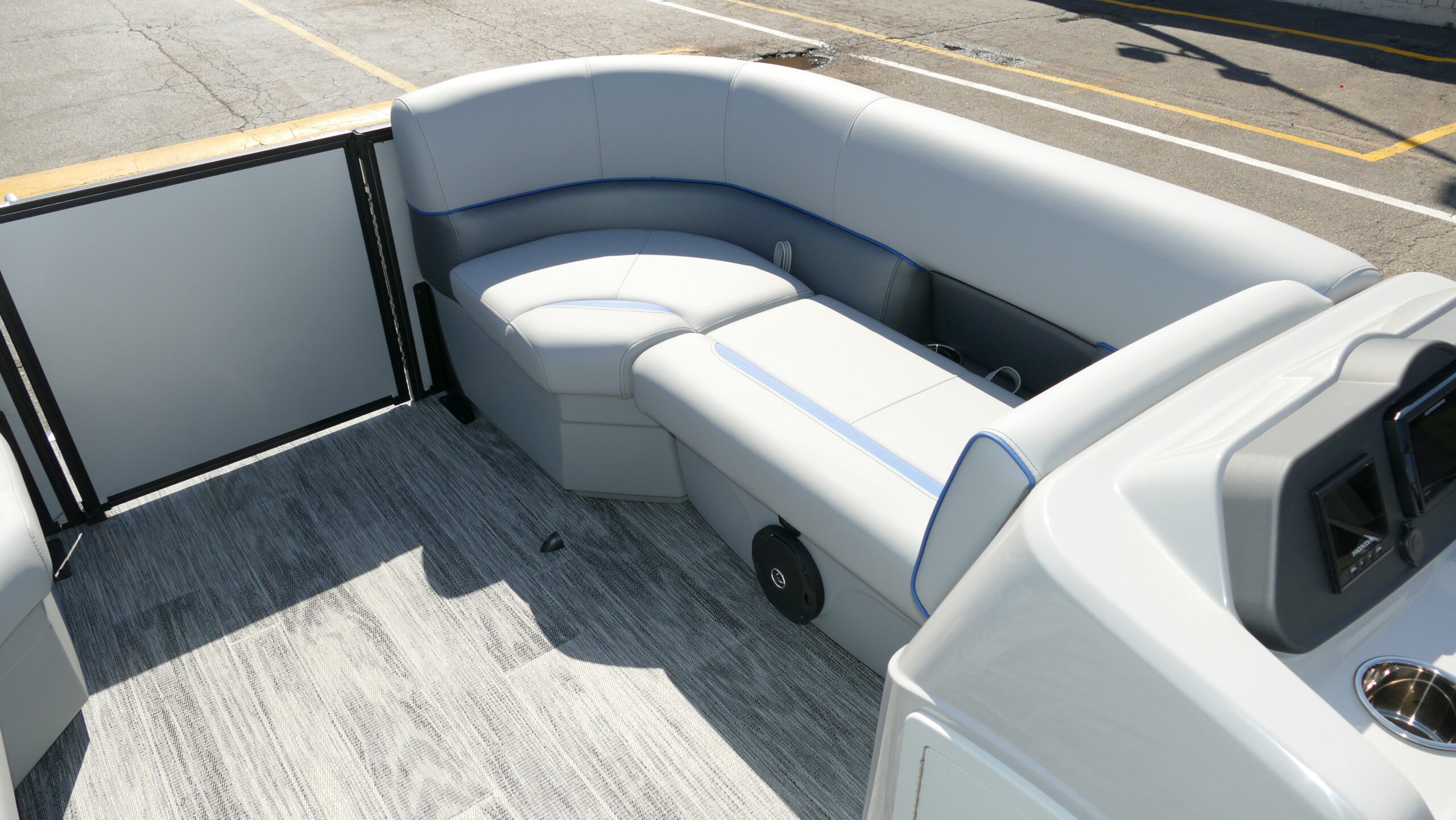 2026 Bentley Pontoons Bolt 203 - Image 29