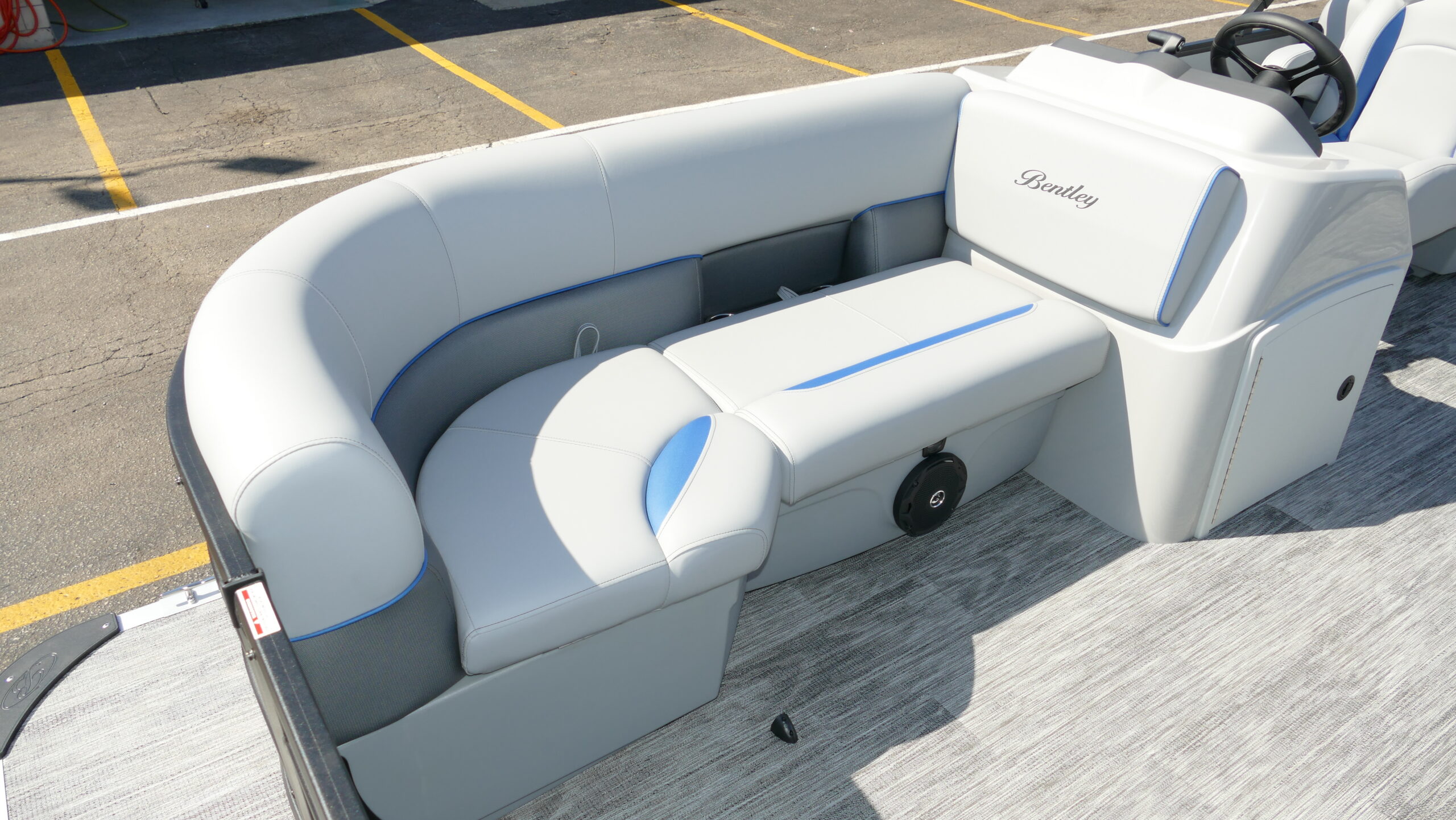 2026 Bentley Pontoons Bolt 203 - Image 30