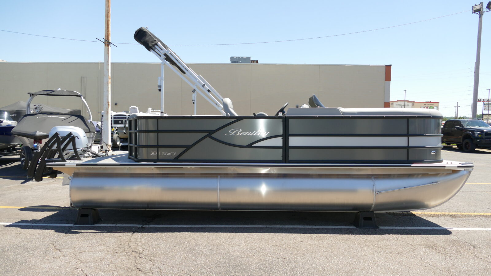 2026 Bentley Pontoons Legacy 200 Cruise XL