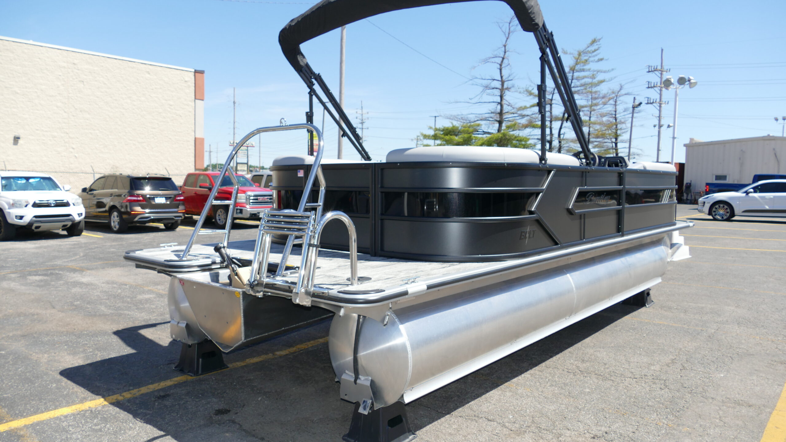 2026 Bentley Pontoons Bolt 223 - Image 9