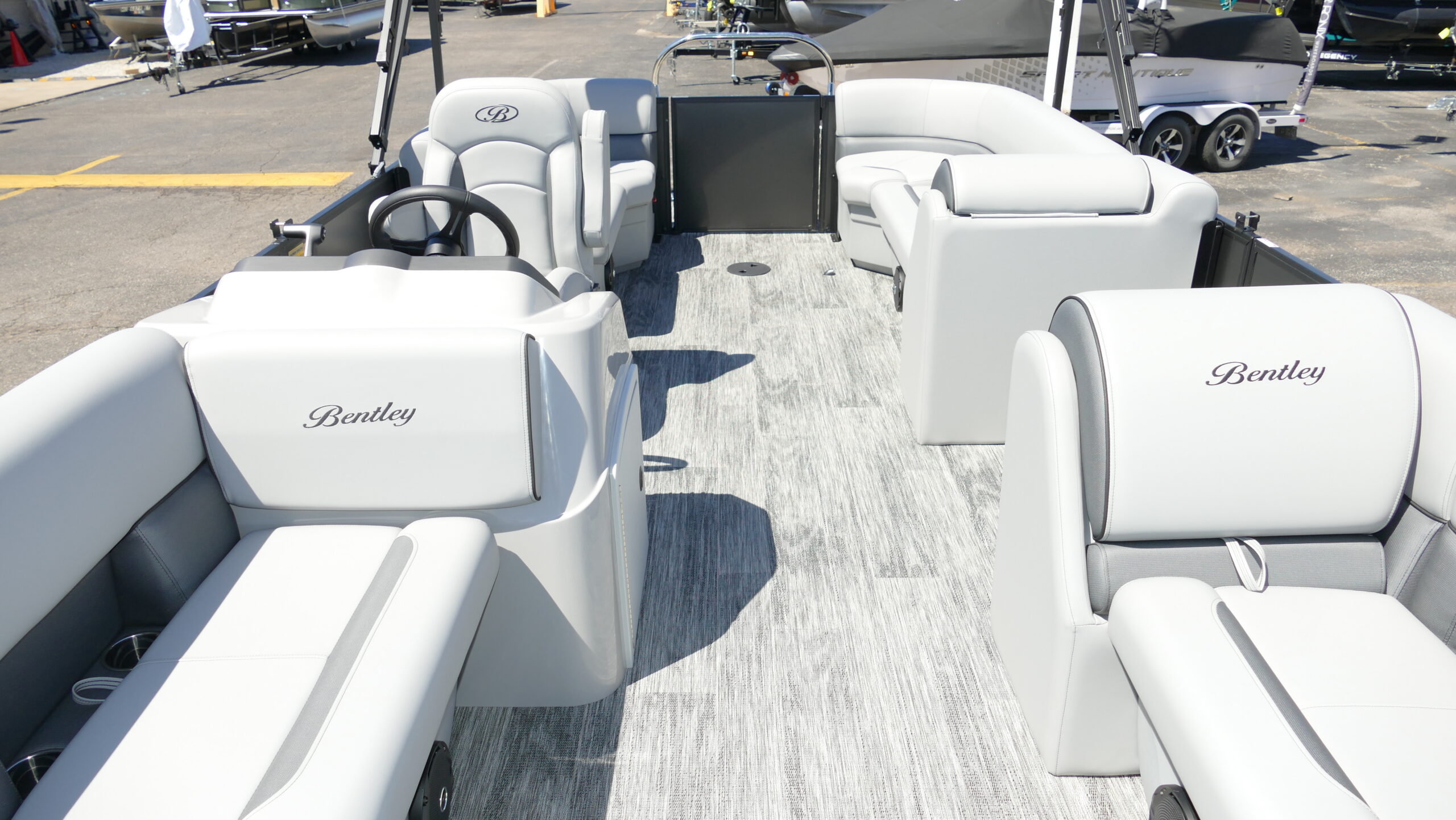 2026 Bentley Pontoons Bolt 223 - Image 11