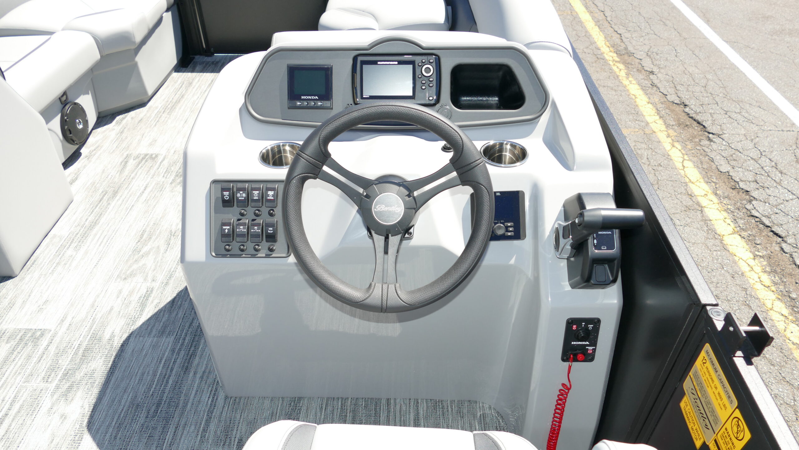 2026 Bentley Pontoons Bolt 223 - Image 12