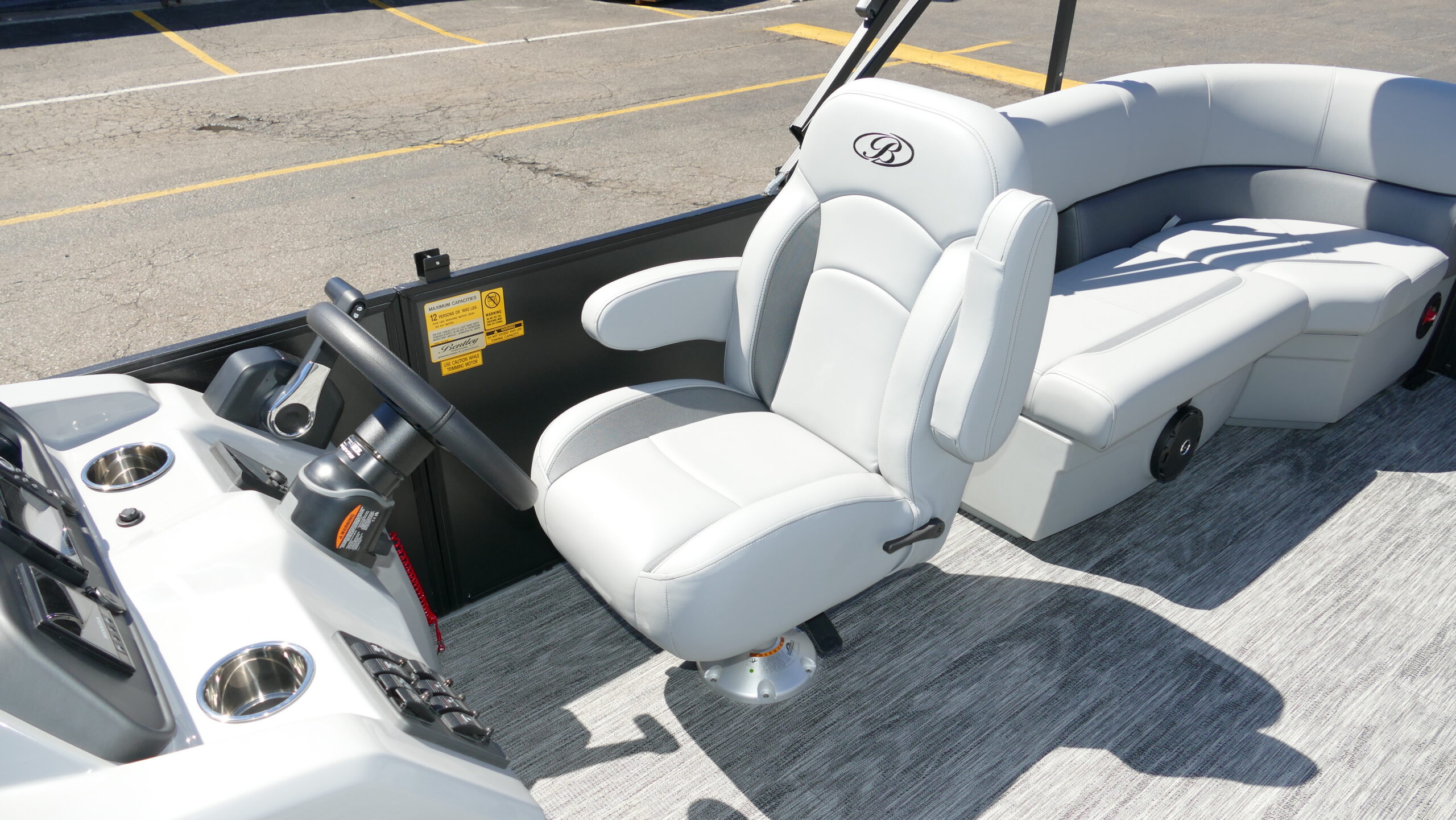 2026 Bentley Pontoons Bolt 223 - Image 18