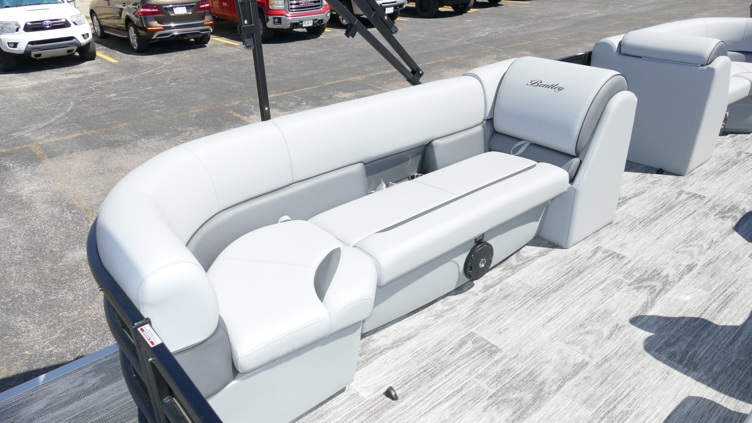 2026 Bentley Pontoons Bolt 223 - Image 23