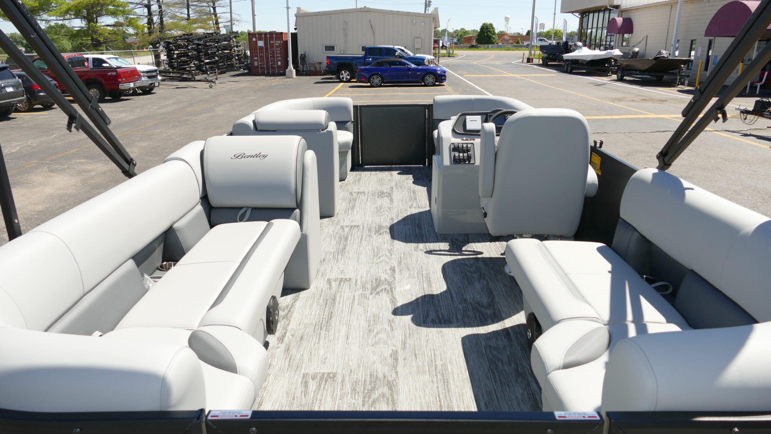 2026 Bentley Pontoons Bolt 223 - Image 25