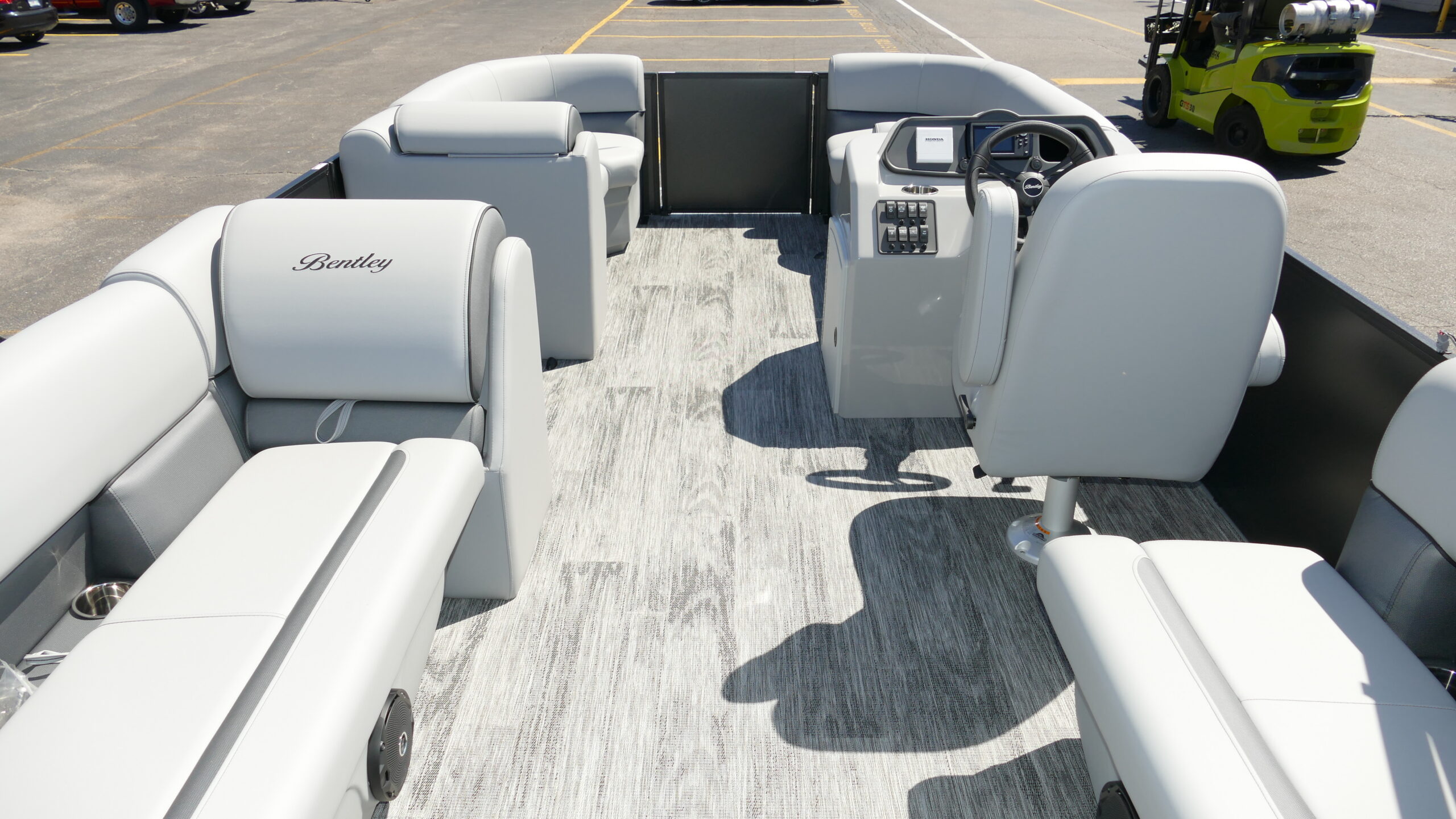 2026 Bentley Pontoons Bolt 223 - Image 26