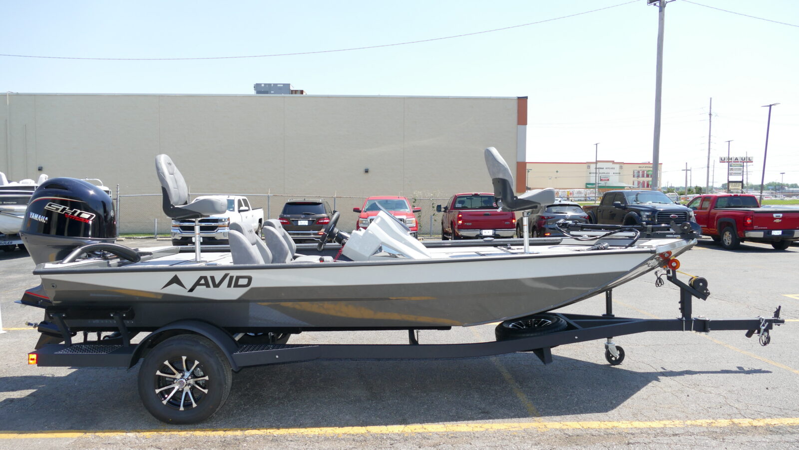 2026 Avid Boats 18 Vertex