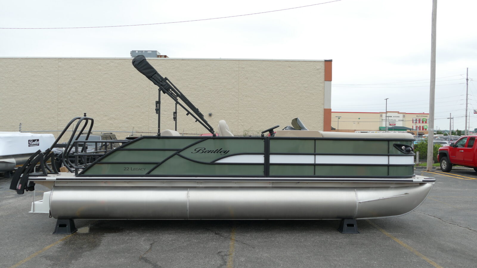 2026 Bentley Pontoons Legacy 223 Swingback